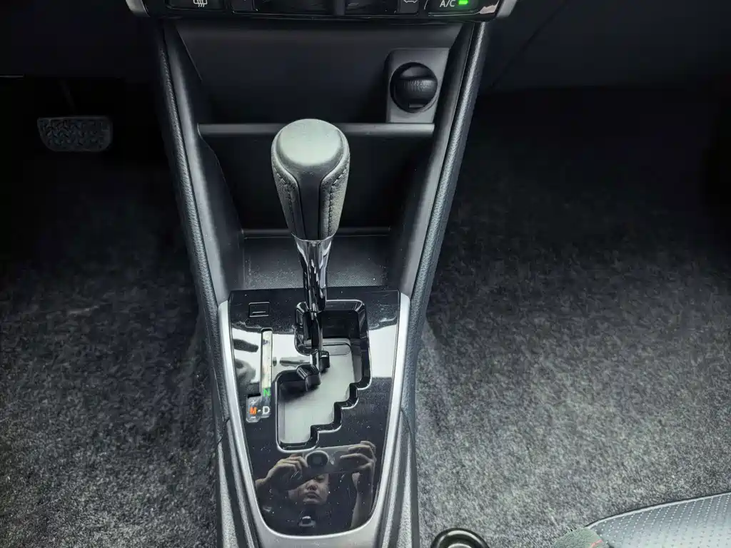 Toyota Yaris L — миниатюра 15