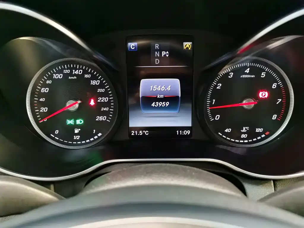 Mercedes-Benz C-Class — миниатюра 7