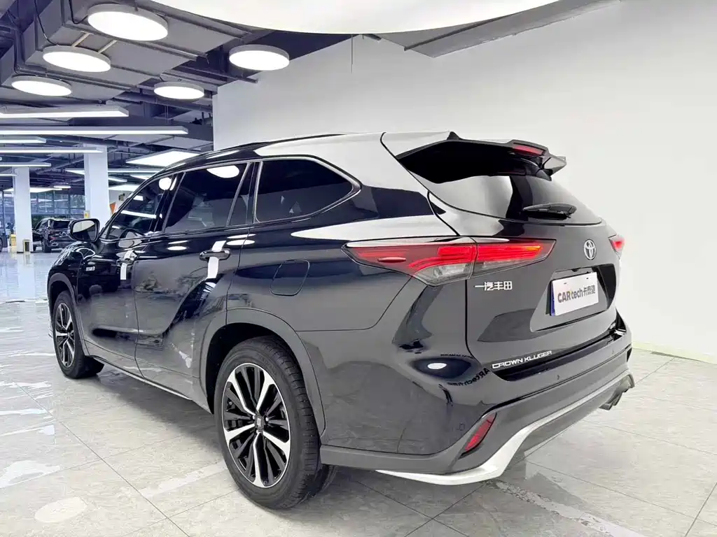 Toyota Crown Kluger 2023 2.5L HEV Luxury