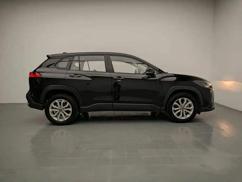 Toyota Frontlander — миниатюра 8