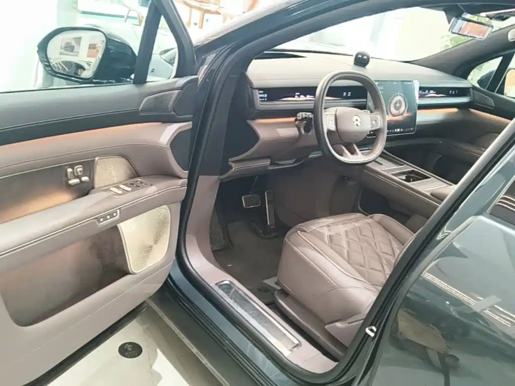 NIO ES8 — миниатюра 16