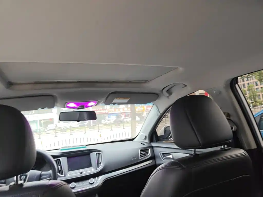 Roewe 360 — миниатюра 18