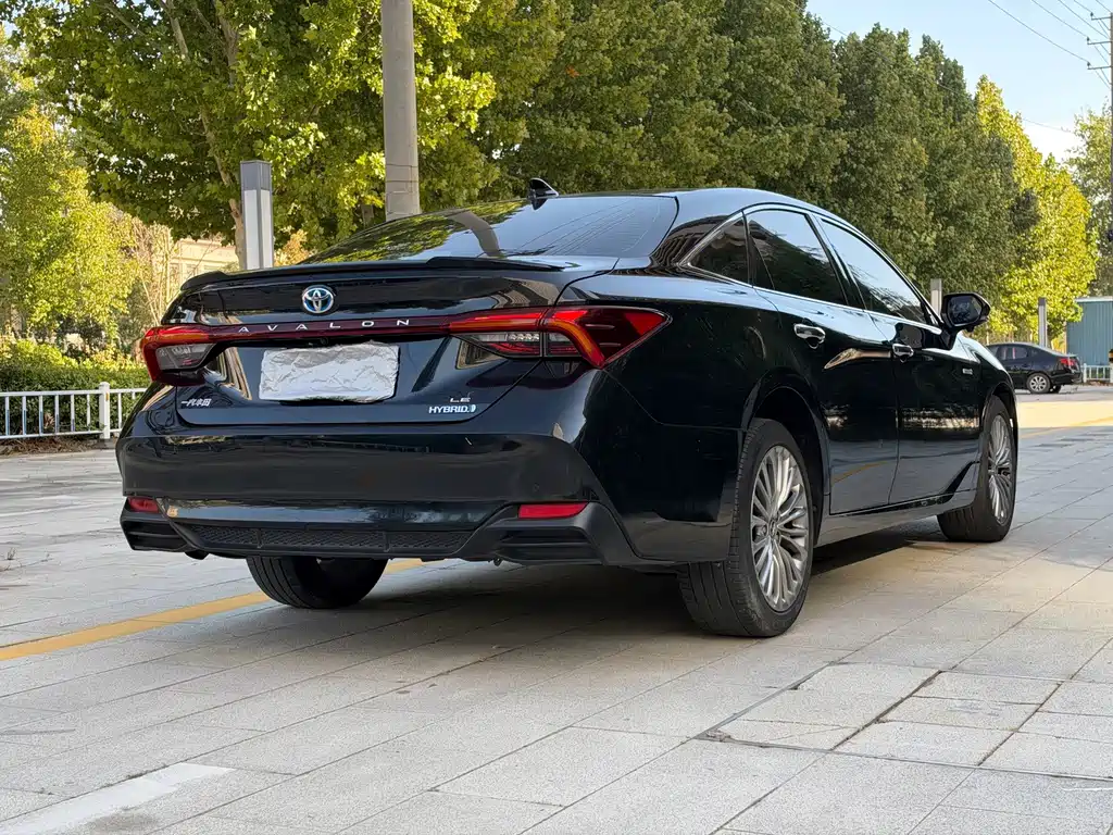 Toyota Avalon — миниатюра 14