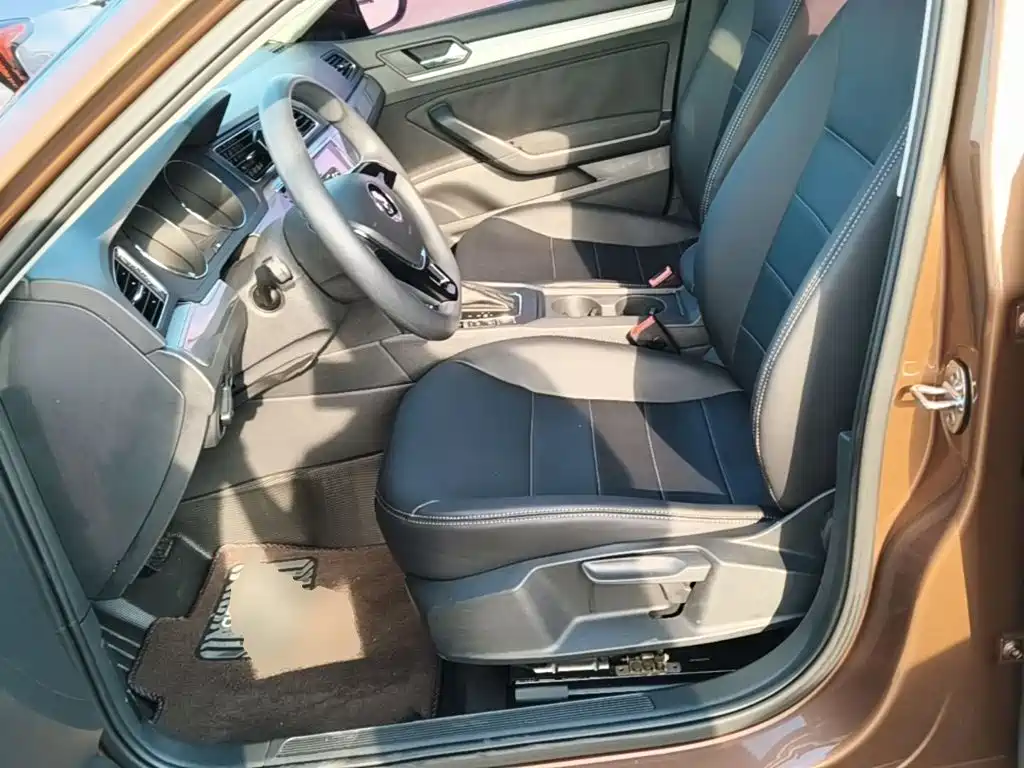 Volkswagen Lamando — миниатюра 15