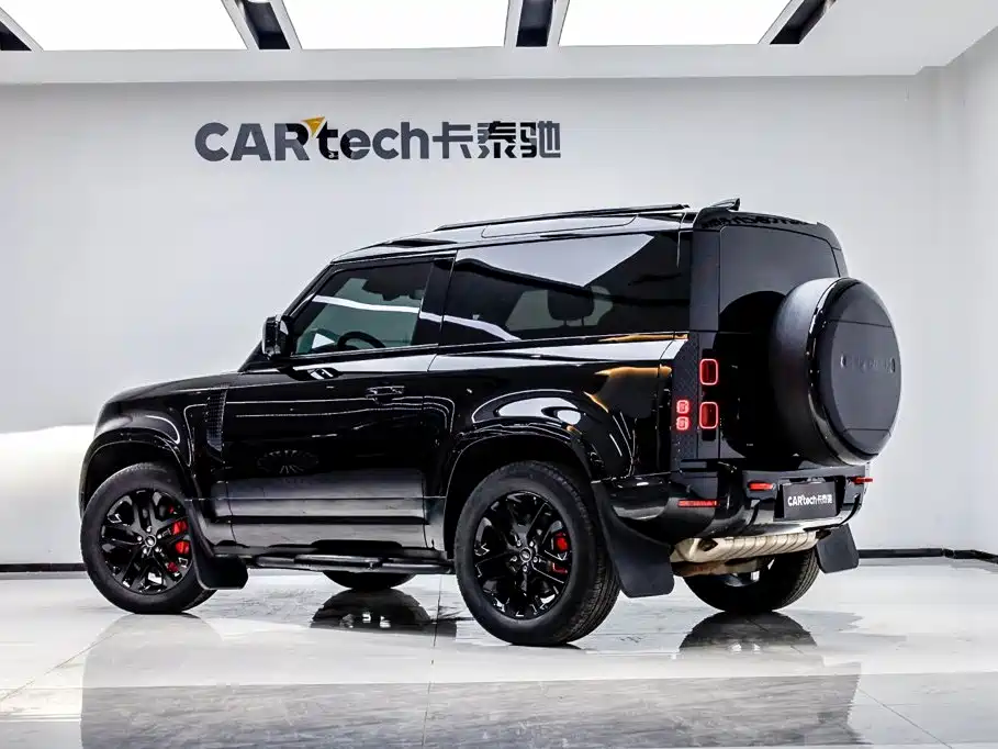 Land Rover Defender — миниатюра 4