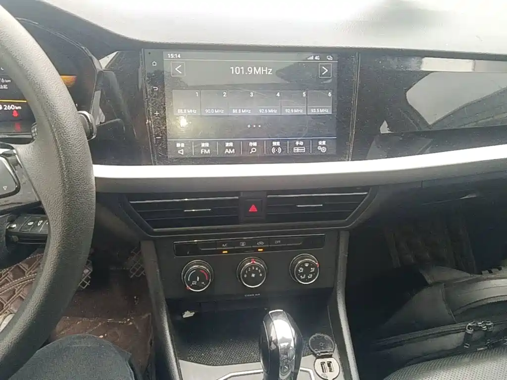 Volkswagen Lavida — миниатюра 13