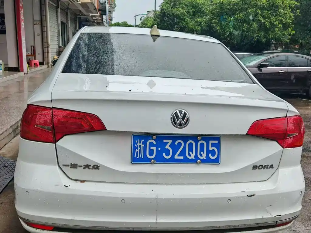 Volkswagen Bora — миниатюра 3