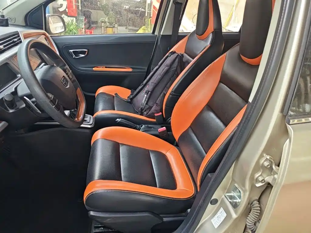Geely Vision X1 — миниатюра 15
