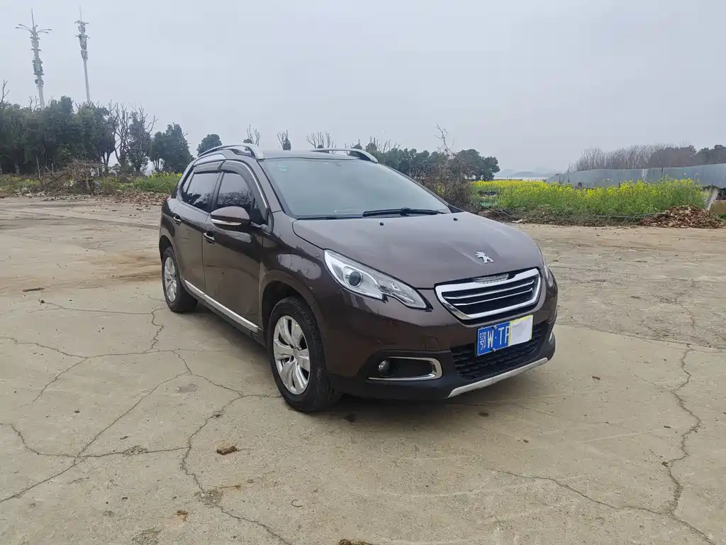 PEUGEOT 2008