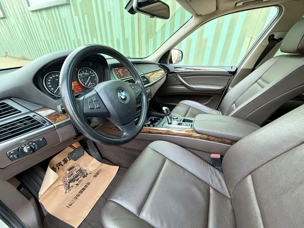 BMW X5 (Import) — миниатюра 3