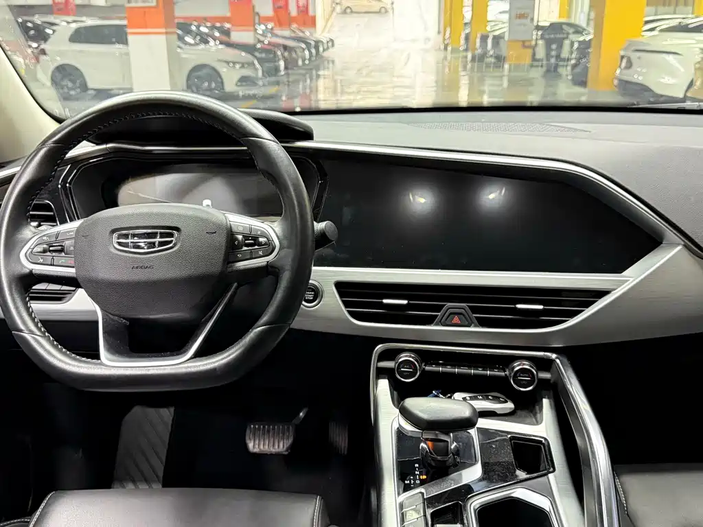 Geely Xingyue — миниатюра 17