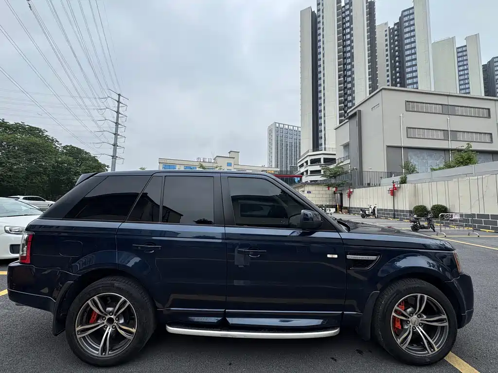 Land Rover Range Rover Sport 2012 3.0 TDV6 Sport