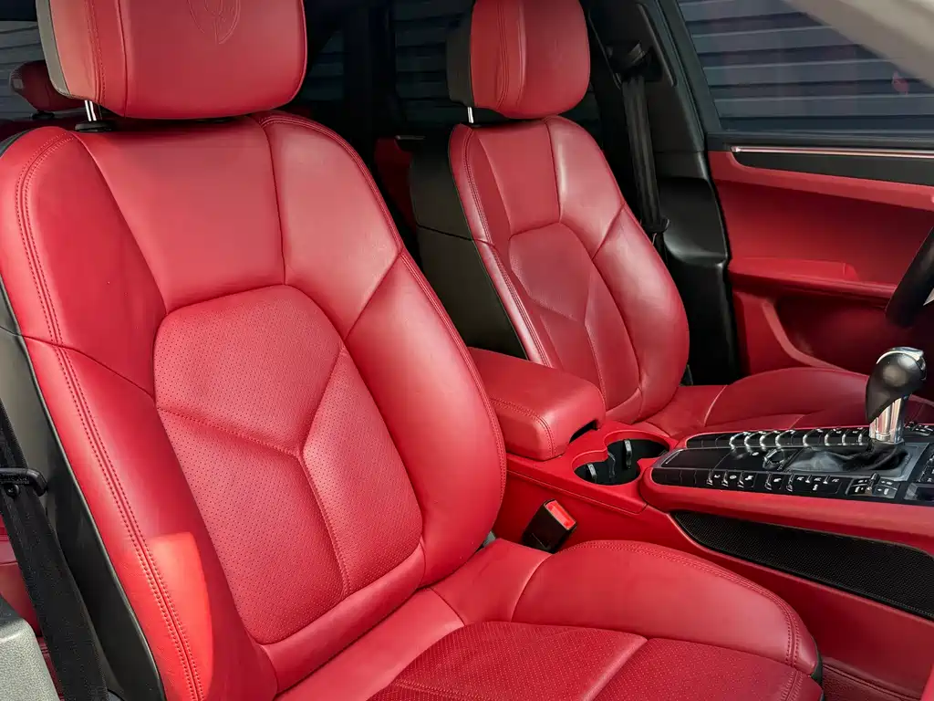 Porsche Macan — миниатюра 17