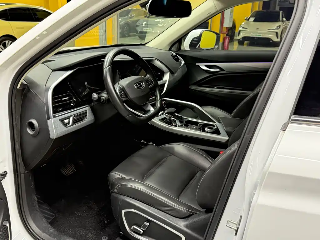 Geely Xingyue — миниатюра 9
