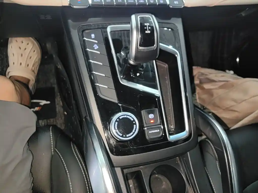 Geely Boyue — миниатюра 14
