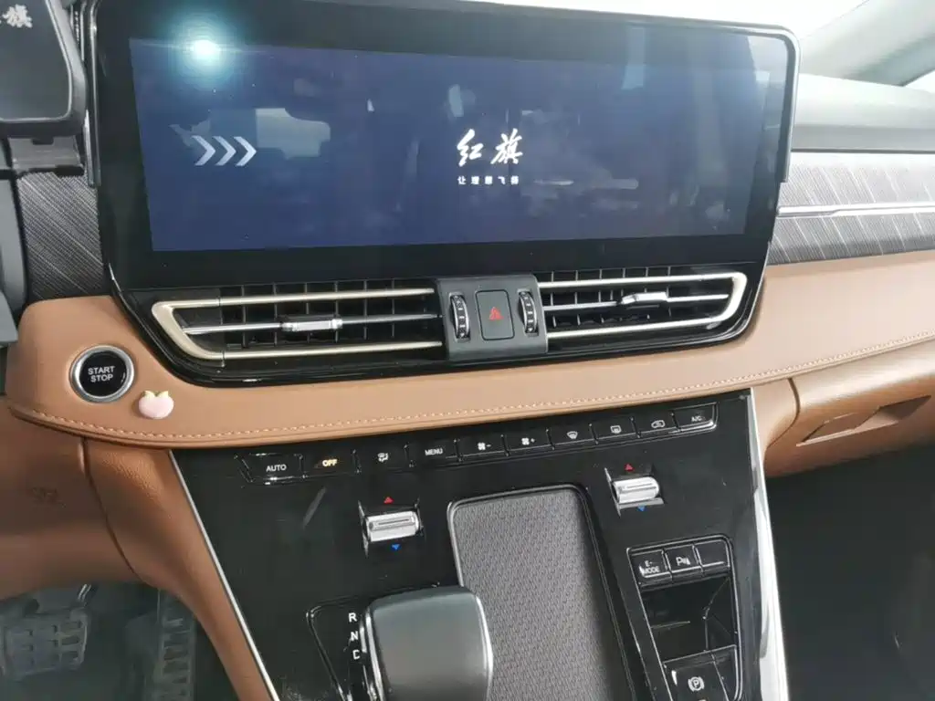 Hongqi Hongqi HQ9 PHEV — миниатюра 13
