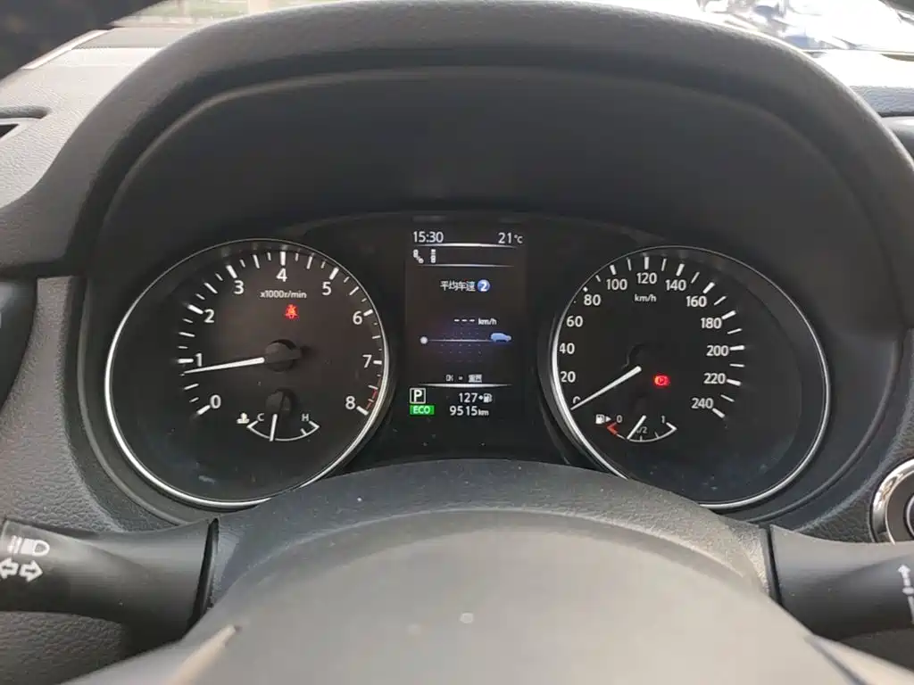Nissan Qashqai — миниатюра 12