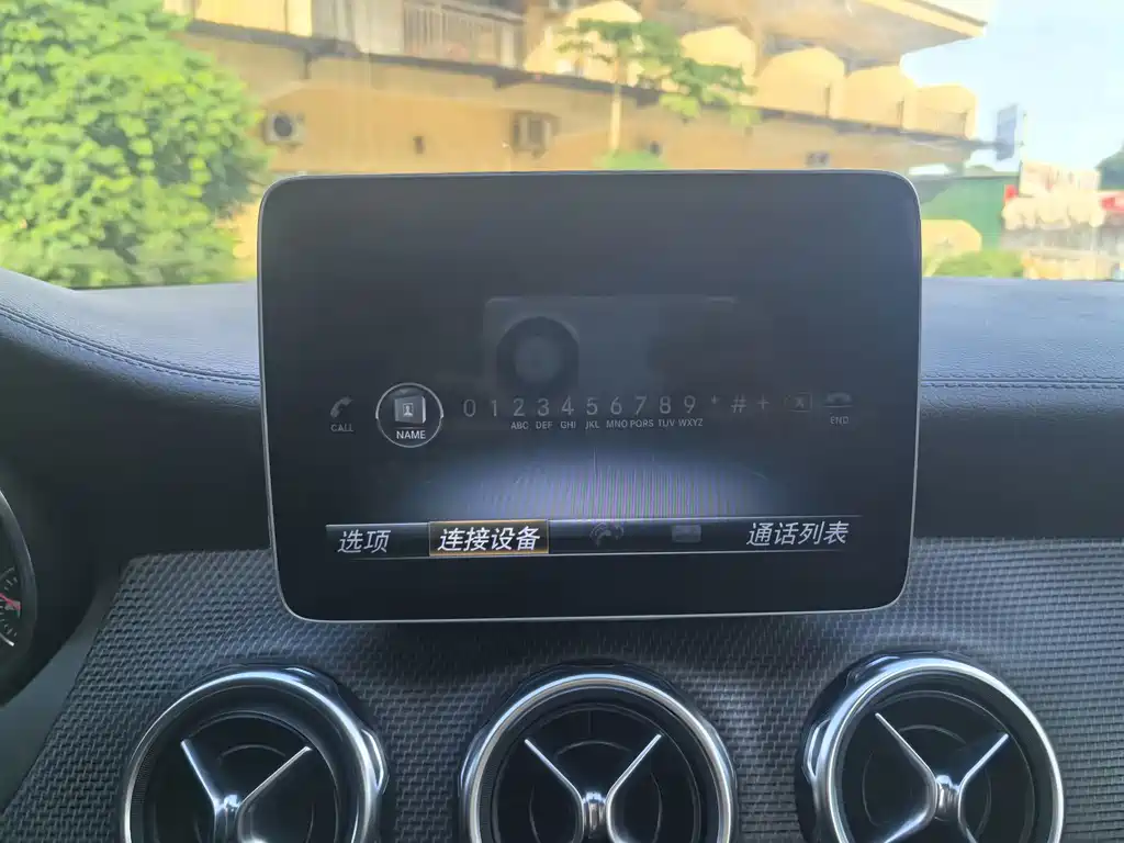 Mercedes-Benz GLA — миниатюра 21