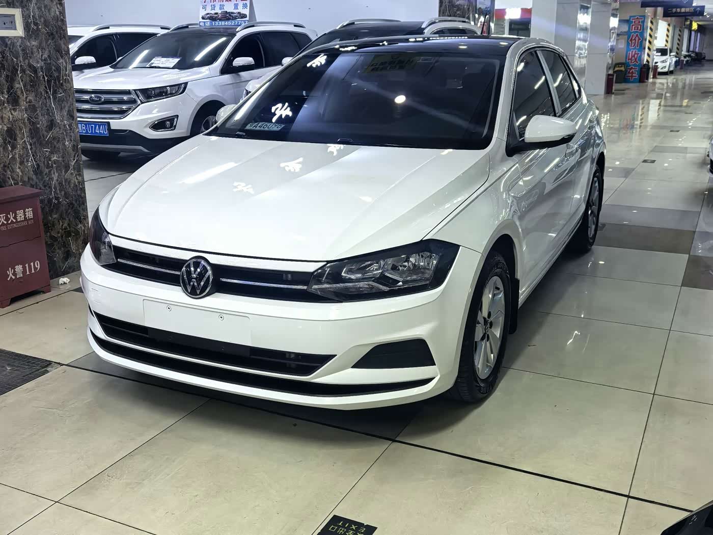 Volkswagen Polo 1.5 л 2022 г. Белый, пробег 2000 км