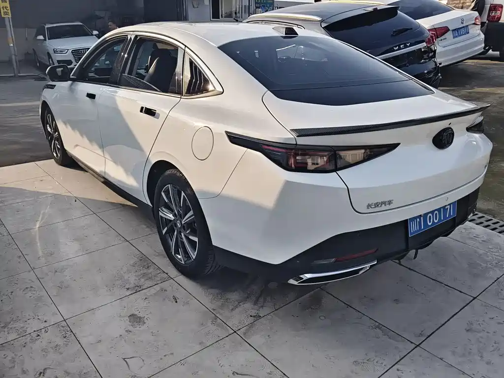 Changan Yida — миниатюра 16