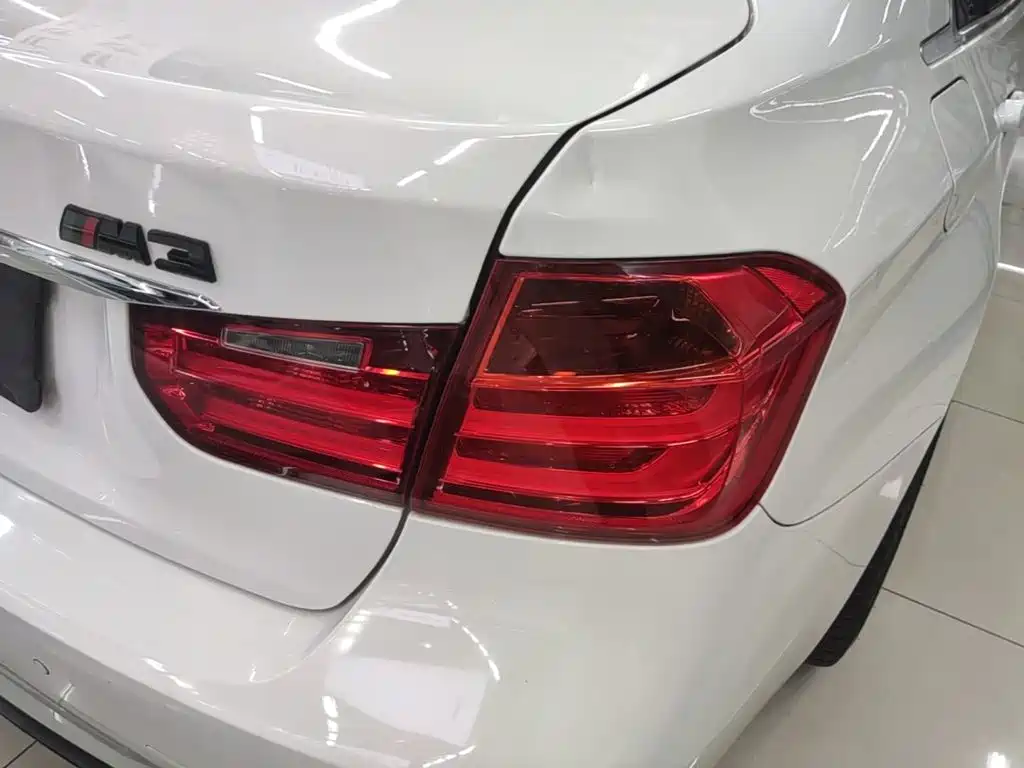 BMW 3 Series — миниатюра 8