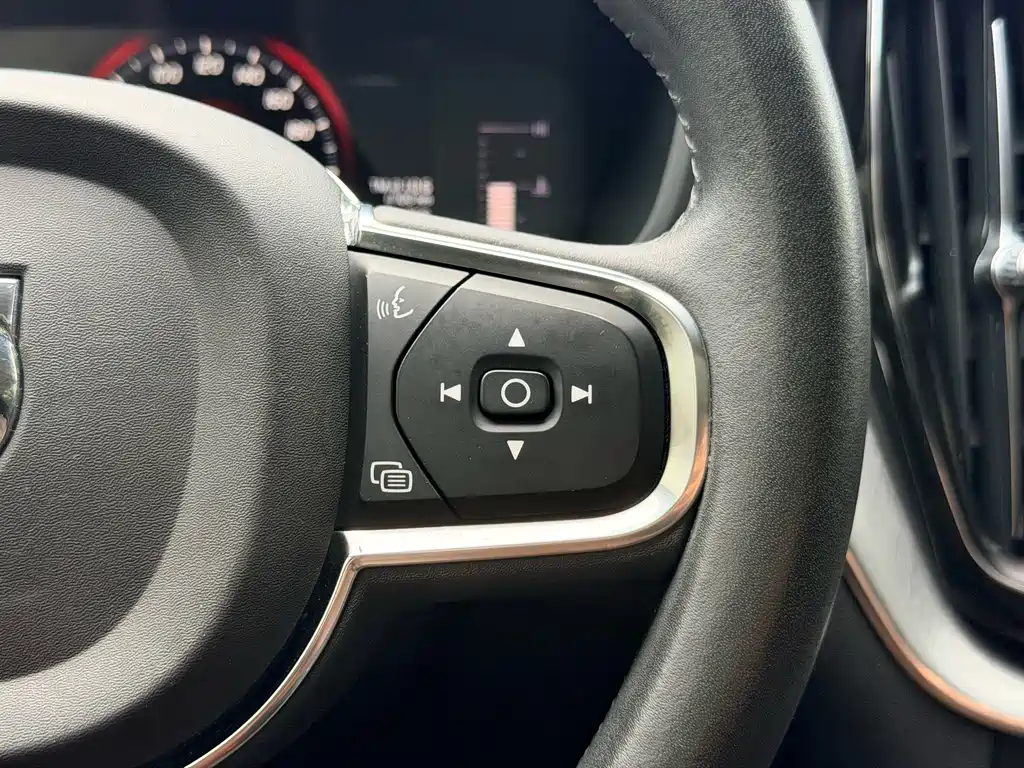 Volvo XC60 — миниатюра 17