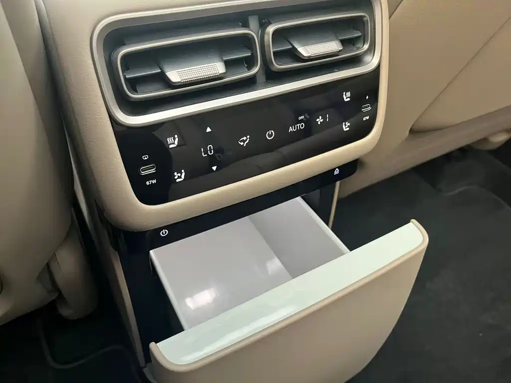 Li Auto Li i6 — миниатюра 17