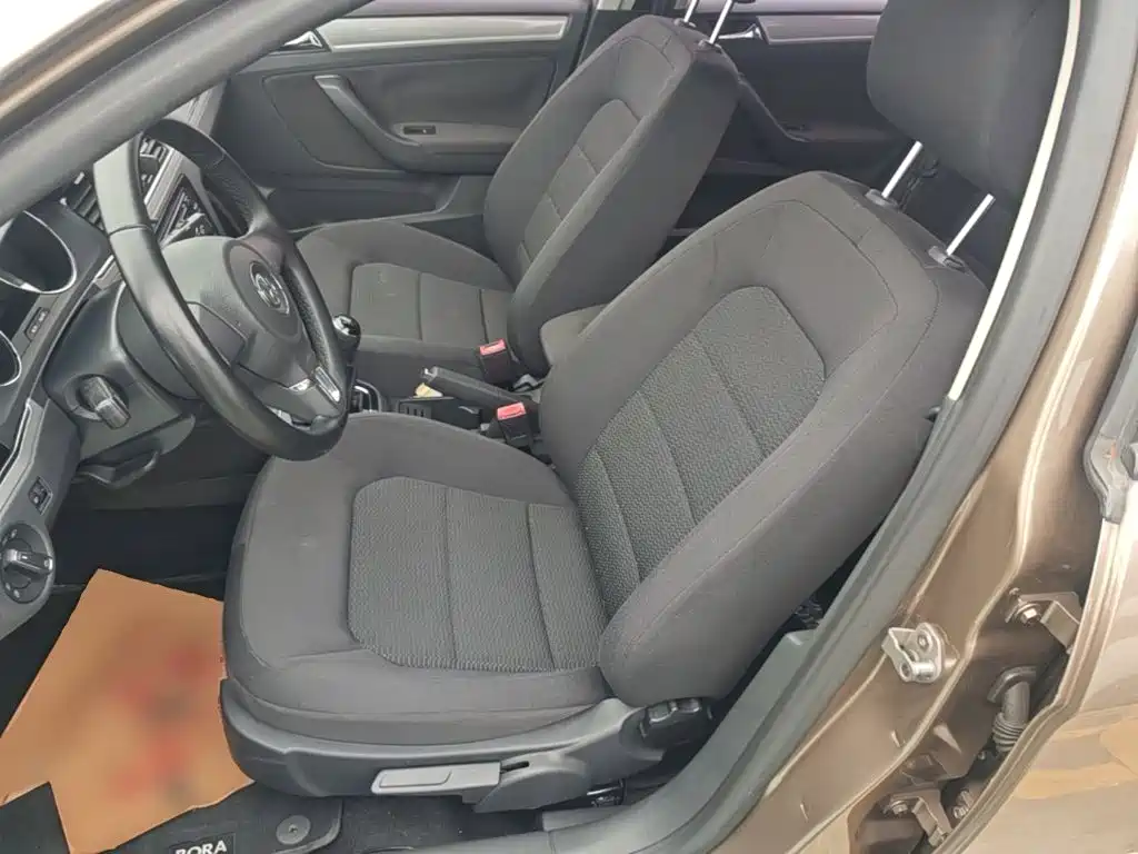 Volkswagen Bora — миниатюра 15