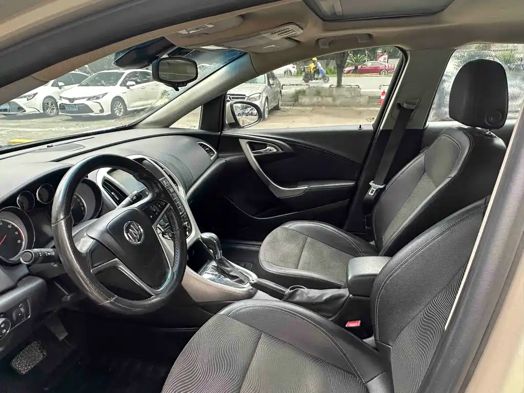Buick Excelle 2011 GT 1.8L AT Fashion