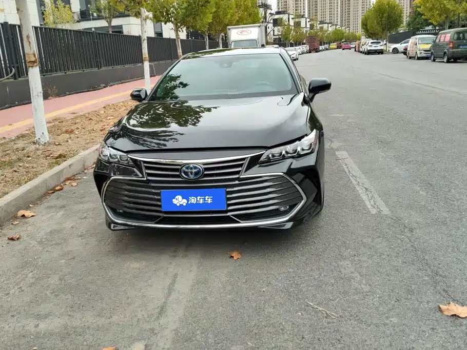 Toyota Avalon — миниатюра 2