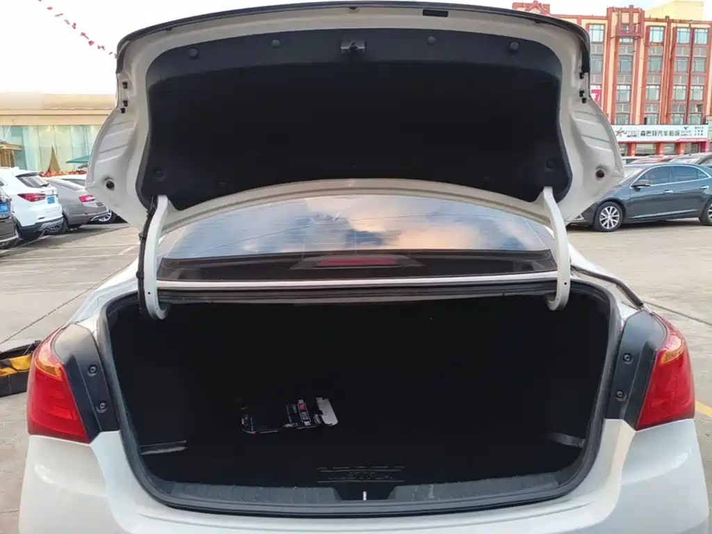 Hyundai Mistra — миниатюра 19