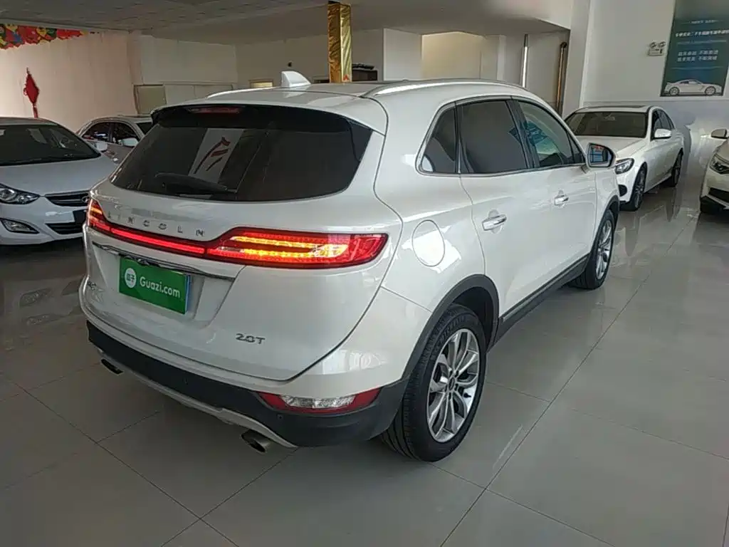 Lincoln MKC — миниатюра 7