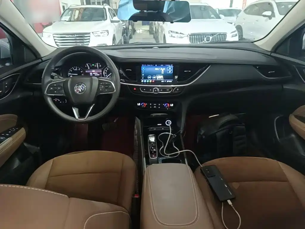Buick Regal — миниатюра 10