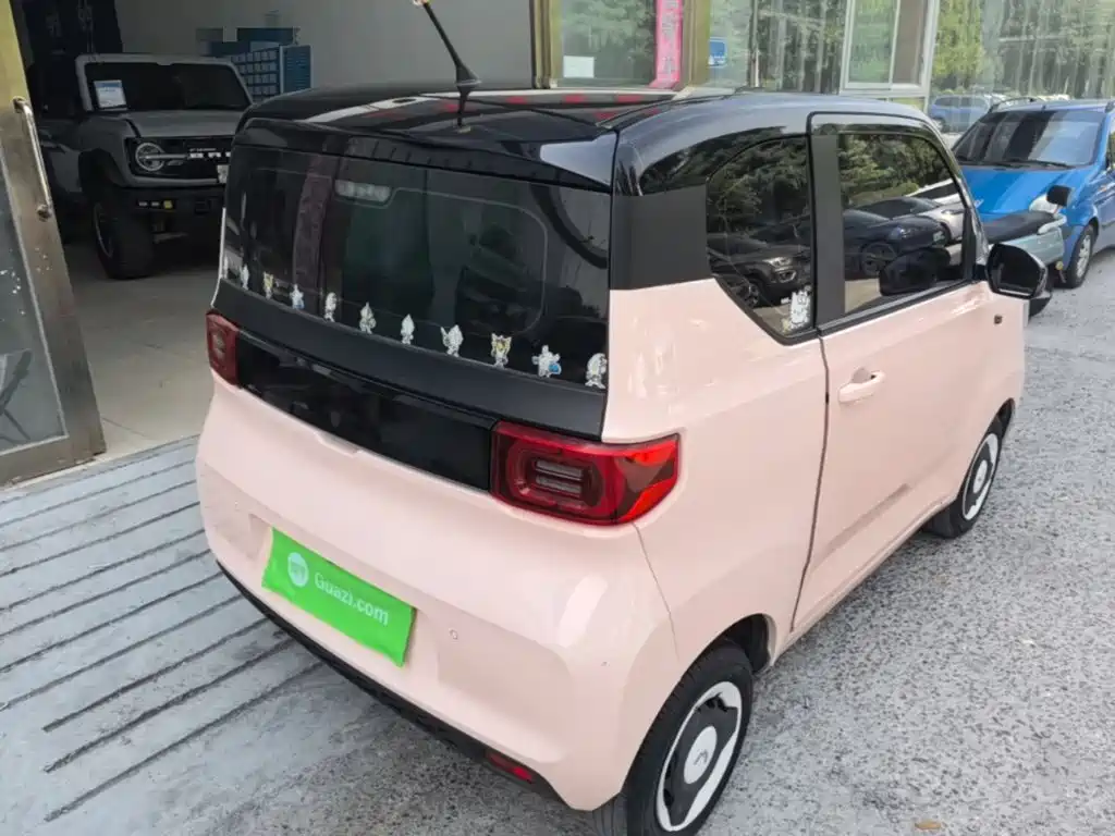 Wuling MINIEV — миниатюра 7