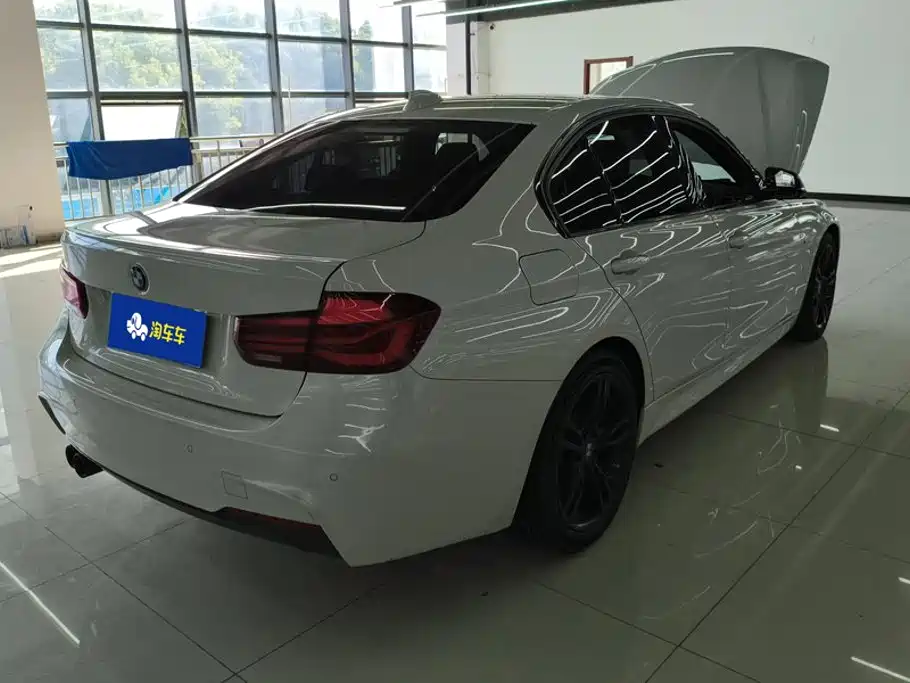 BMW 3 Series — миниатюра 3
