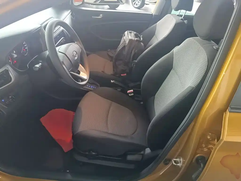 Hyundai Verna — миниатюра 15