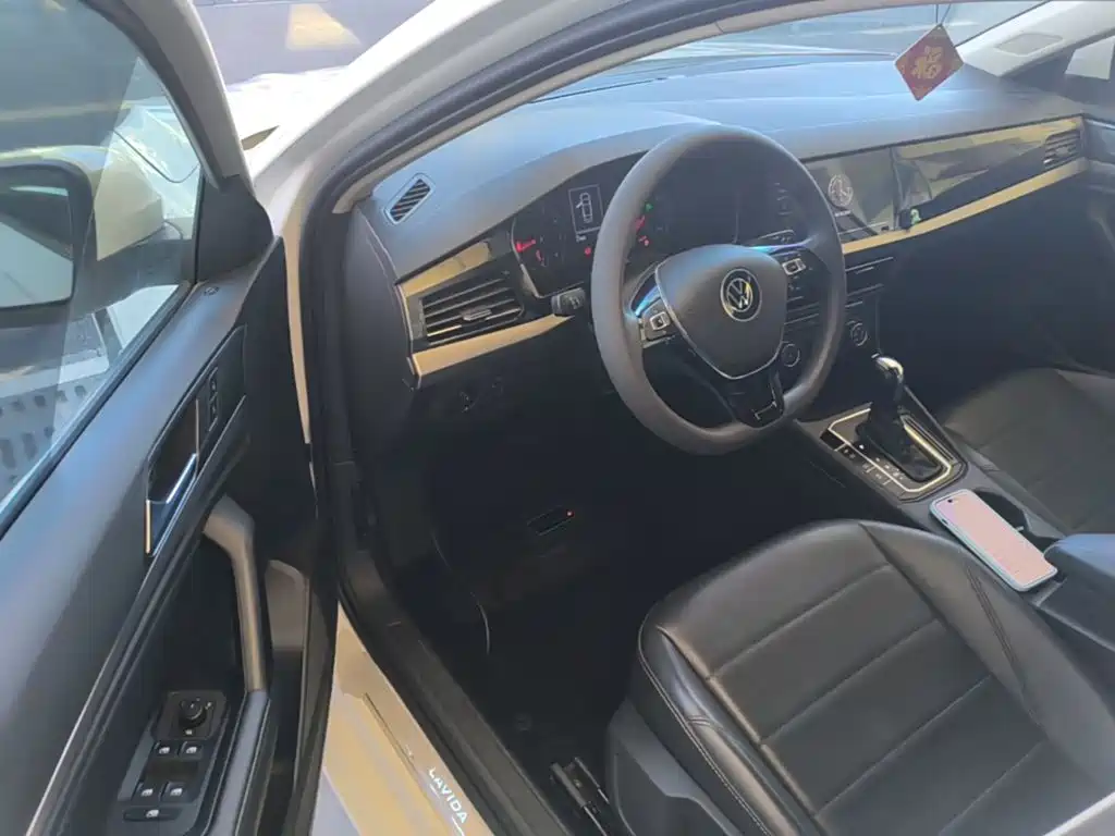 Volkswagen Lavida — миниатюра 16
