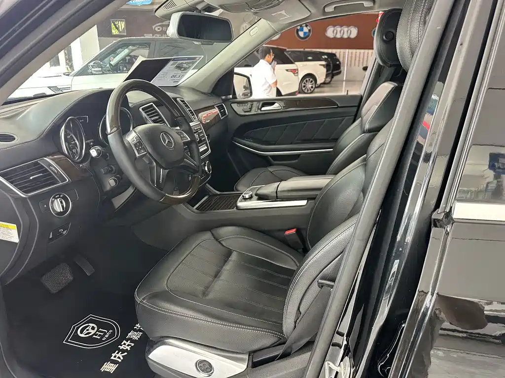 Mercedes-Benz GL-Class — миниатюра 26