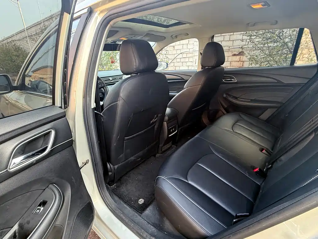 Roewe Ei5 — миниатюра 8
