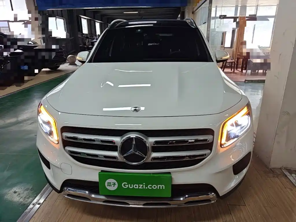 Mercedes-Benz GLB — миниатюра 3
