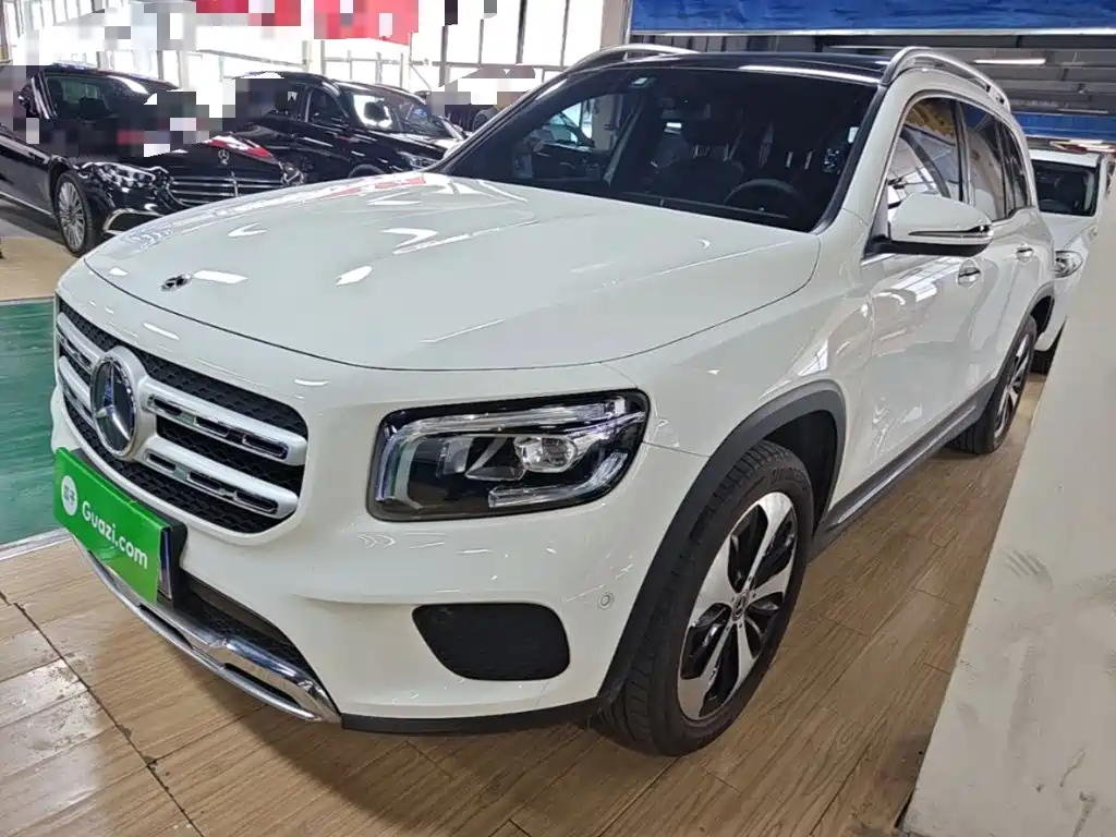 Mercedes-Benz GLB — миниатюра 2