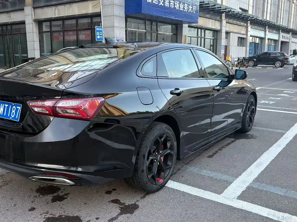 Chevrolet Malibu XL — миниатюра 8