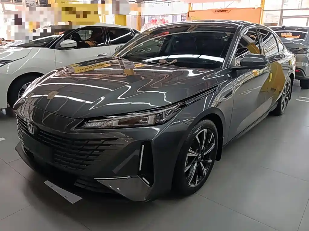 Changan Yida — миниатюра 2