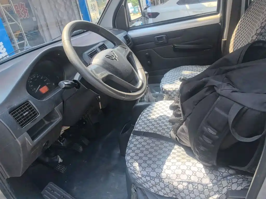 Wuling Rongguang Mini Truck — миниатюра 15