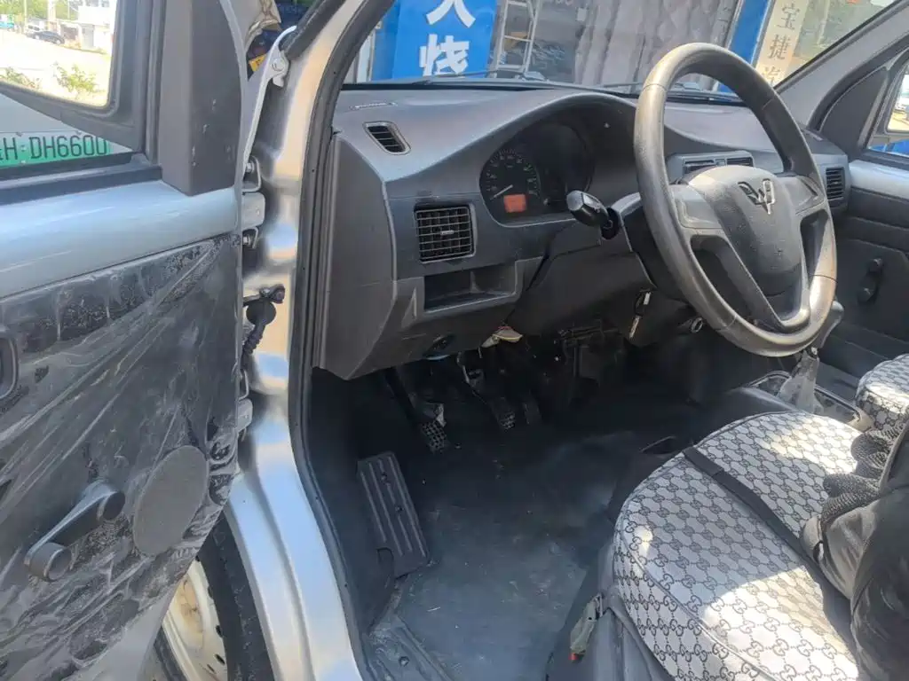 Wuling Rongguang Mini Truck — миниатюра 16