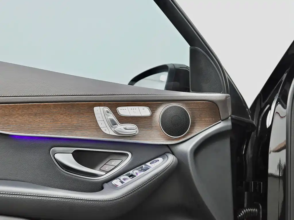 Mercedes-Benz GLC — миниатюра 18