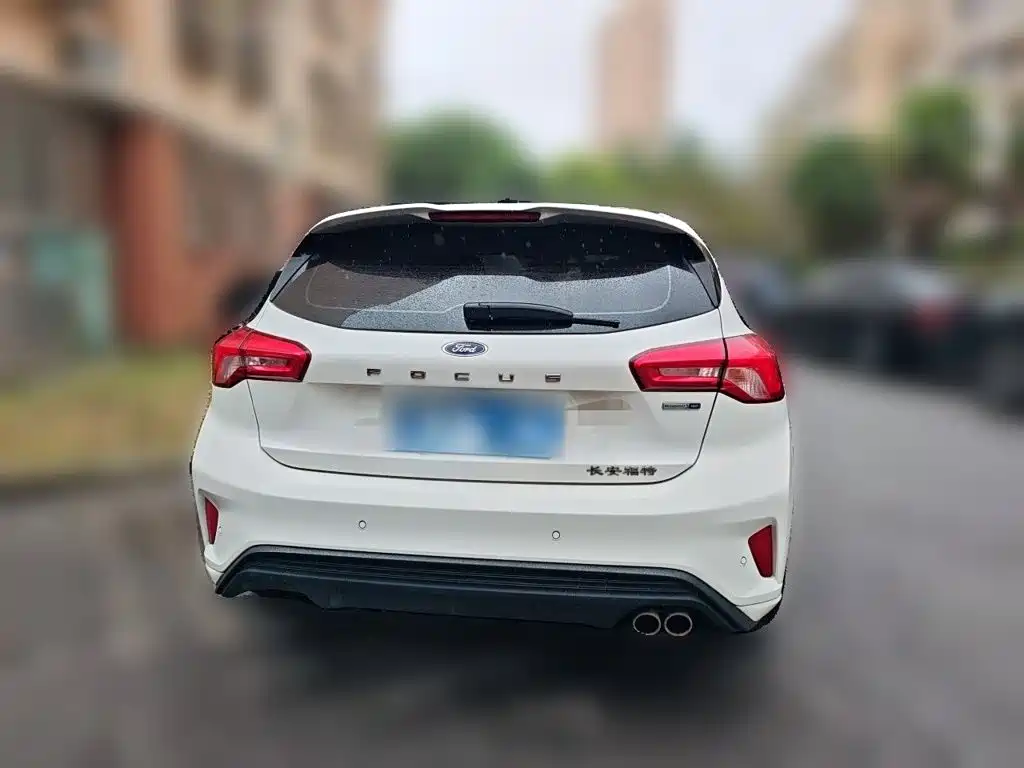 Ford Focus — миниатюра 3