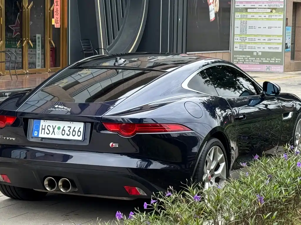 Jaguar F-TYPE — миниатюра 4