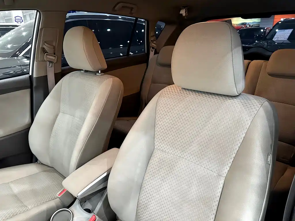 Toyota Verso — миниатюра 13