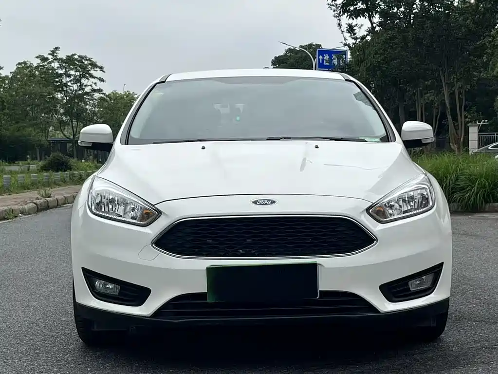 Ford Focus 2015 1.6L AT Comfort